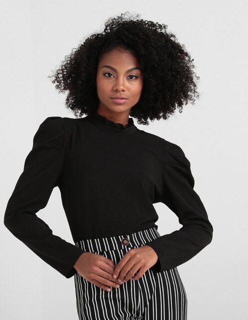 Blusa Non Stop by Metropolis manga larga cuello alto en SB