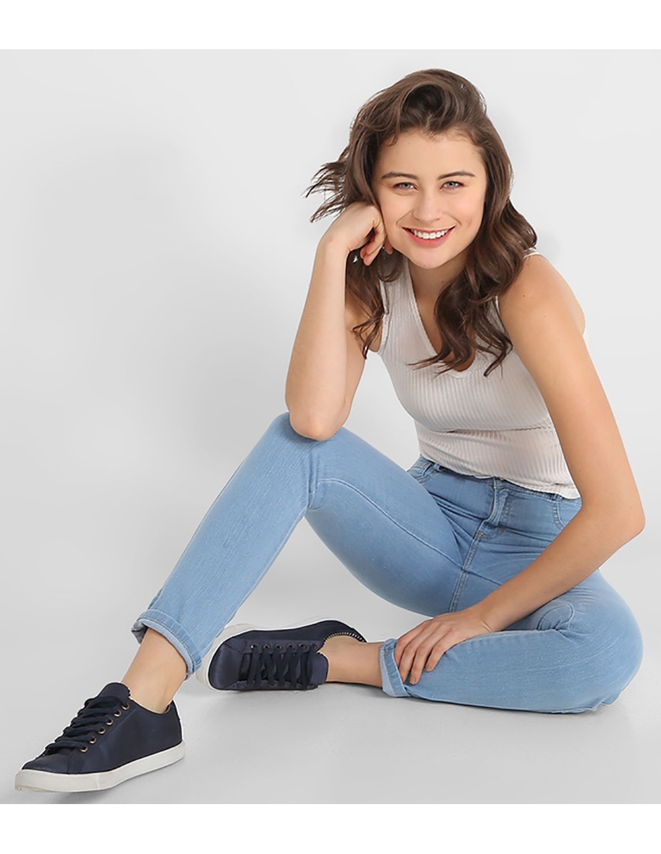 Jeans skinny a la cintura para mujer 3