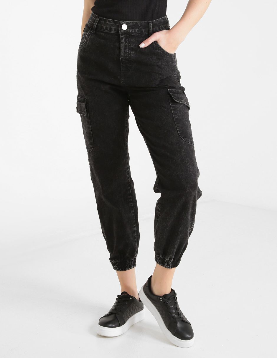 Jeans tipo jogger con bolsillos para mujer Suburbia.com.mx